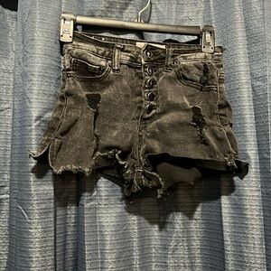 Black shorts m